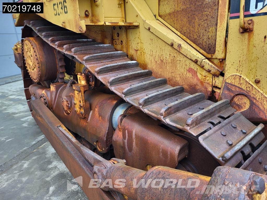 CAT D8 L Crawler dozers