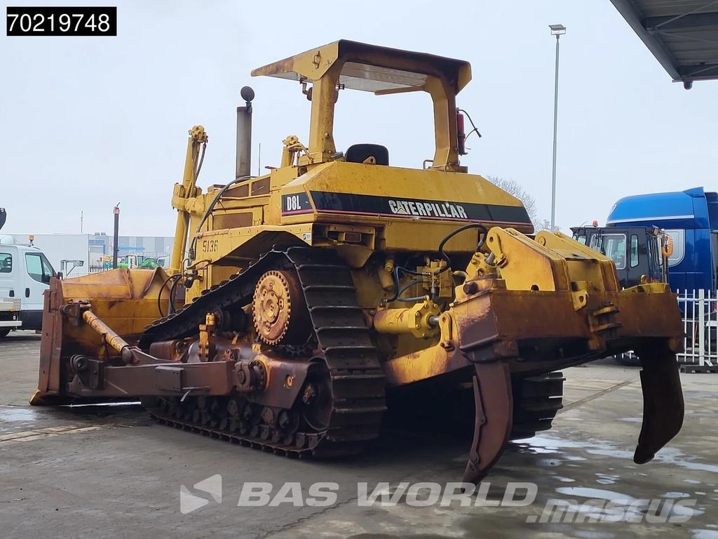 CAT D8 L Crawler dozers
