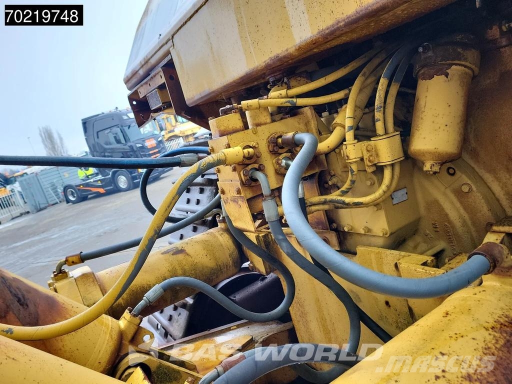 CAT D8 L Buldožerji goseničarji