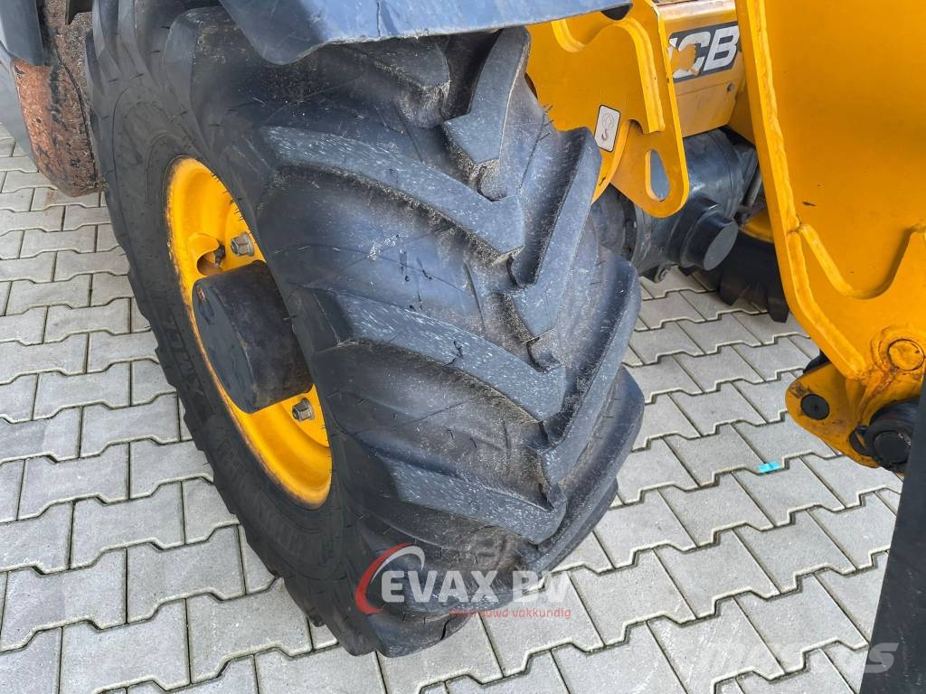 JCB 527-58 Agri Plus Télescopique agricole