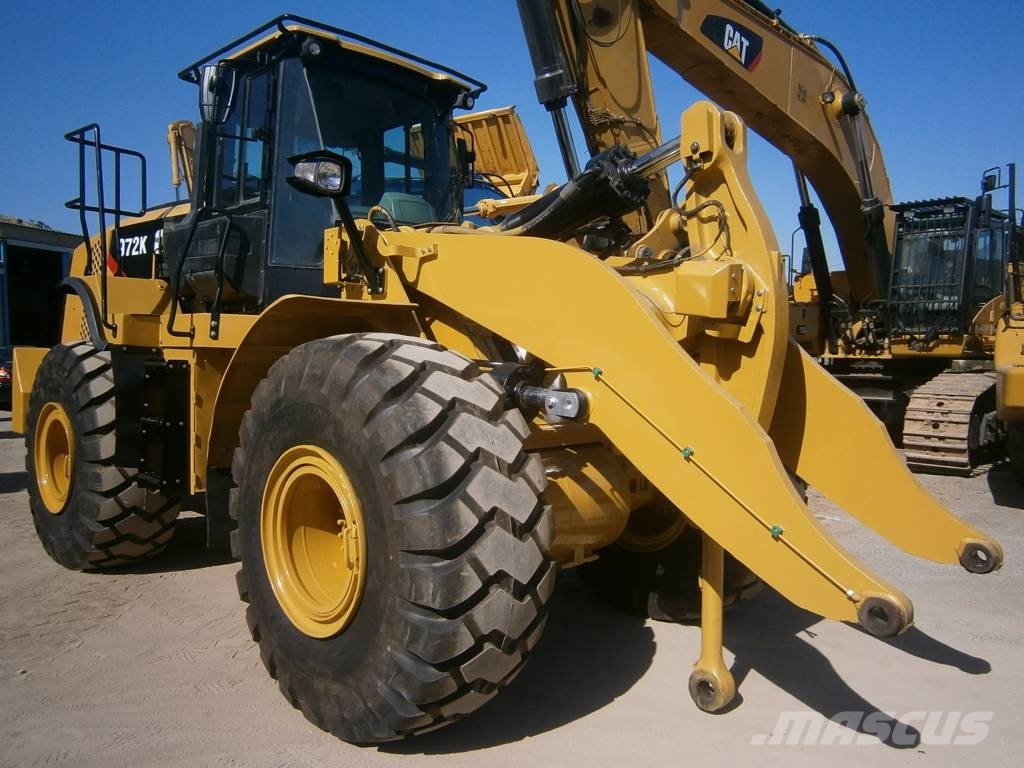 CAT 972 K Gumikerekes homlokrakodók