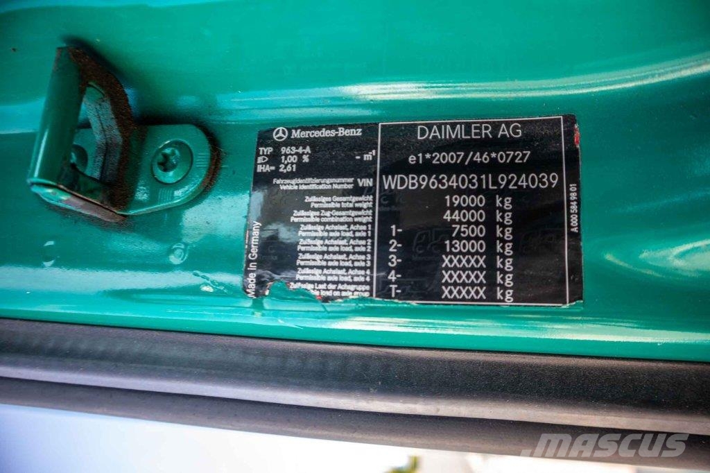 Mercedes-Benz ACTROS 1845 LS Prime Movers
