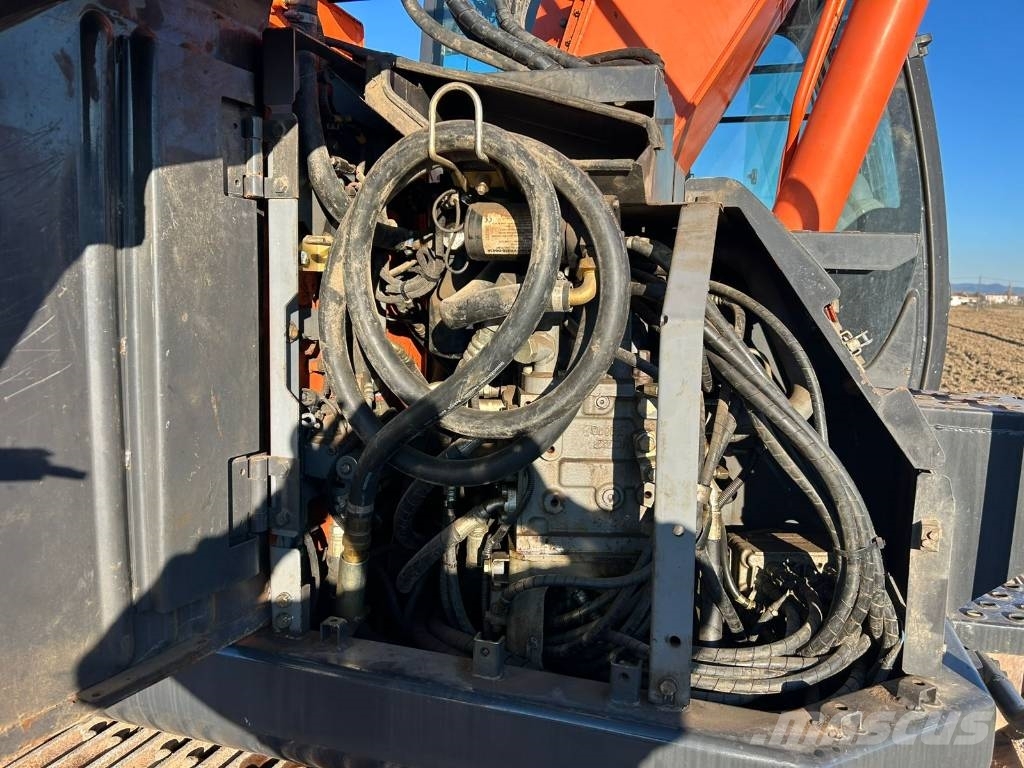 Hitachi Hitachi ZX135US-5B Raupenbagger