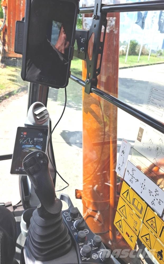 Hitachi ZX 250 LCN-7 Rupsgraafmachines