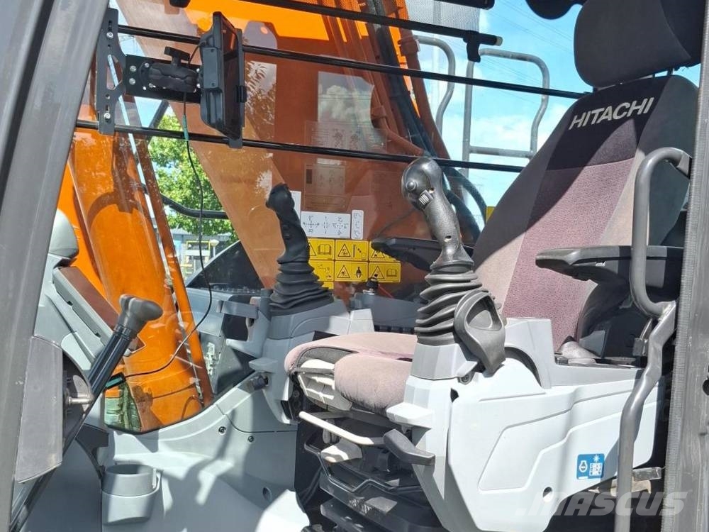 Hitachi ZX 250 LCN-7 Rupsgraafmachines