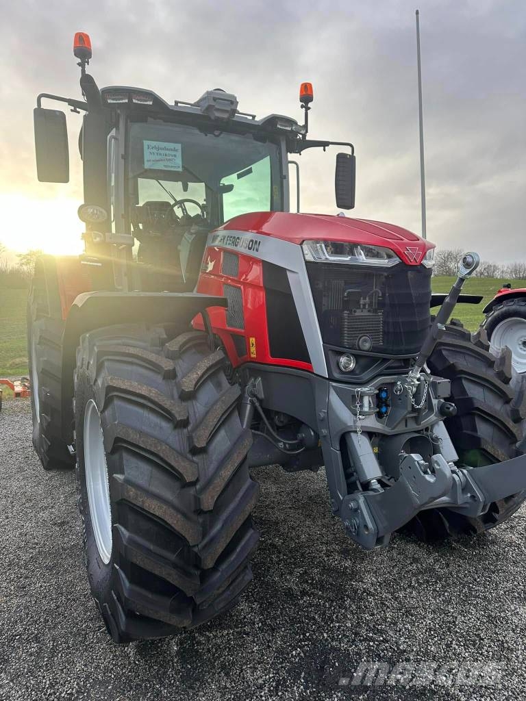 Massey Ferguson 8S.305 EX Dyna-VT/Demo Tractors