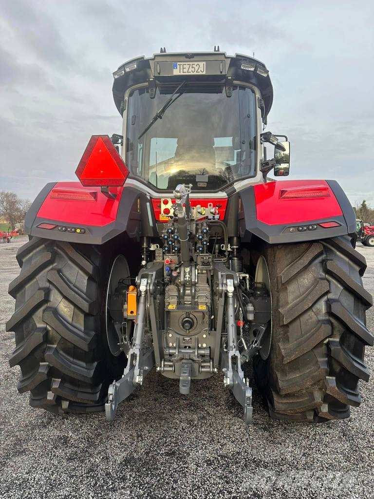 Massey Ferguson 8S.305 EX Dyna-VT/Demo Tractors