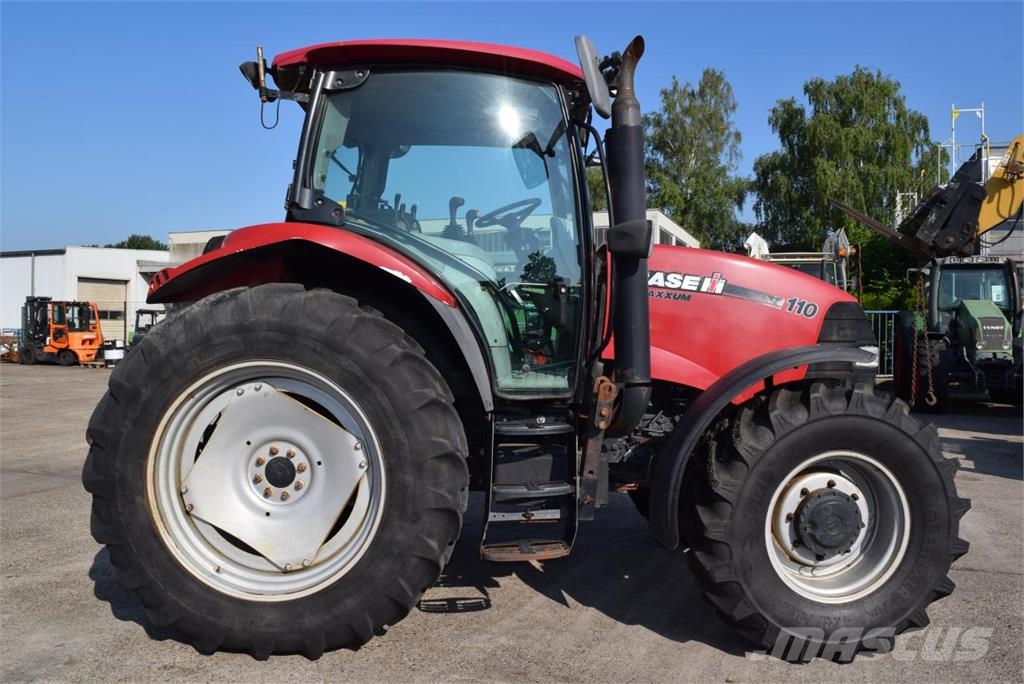 Case IH Maxxum 110 Traktory