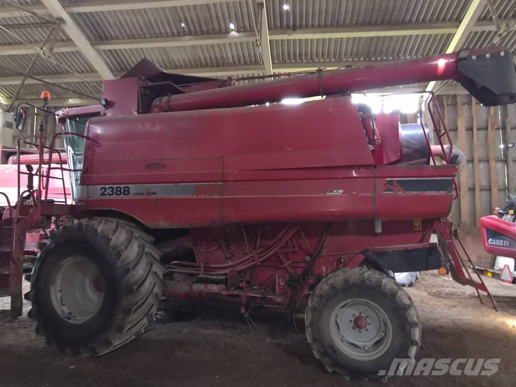 Case IH 2388 Комбайни