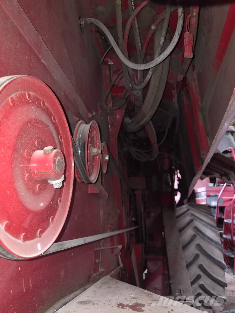 Case IH 2388 Комбайни