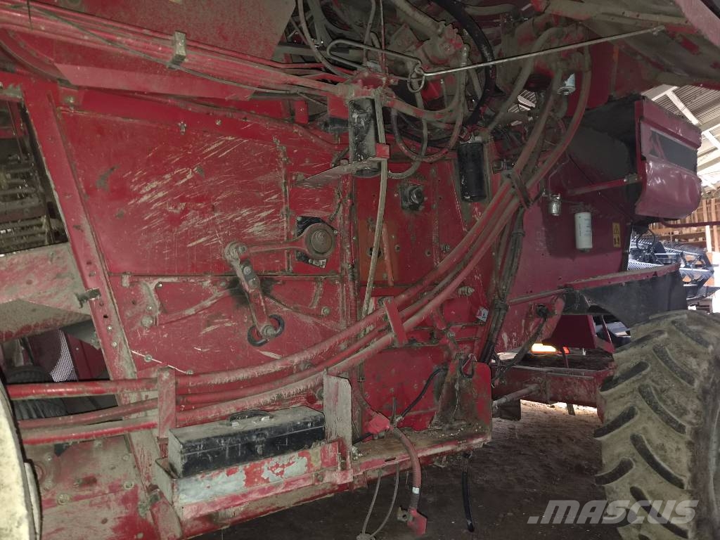 Case IH 2388 Комбайни