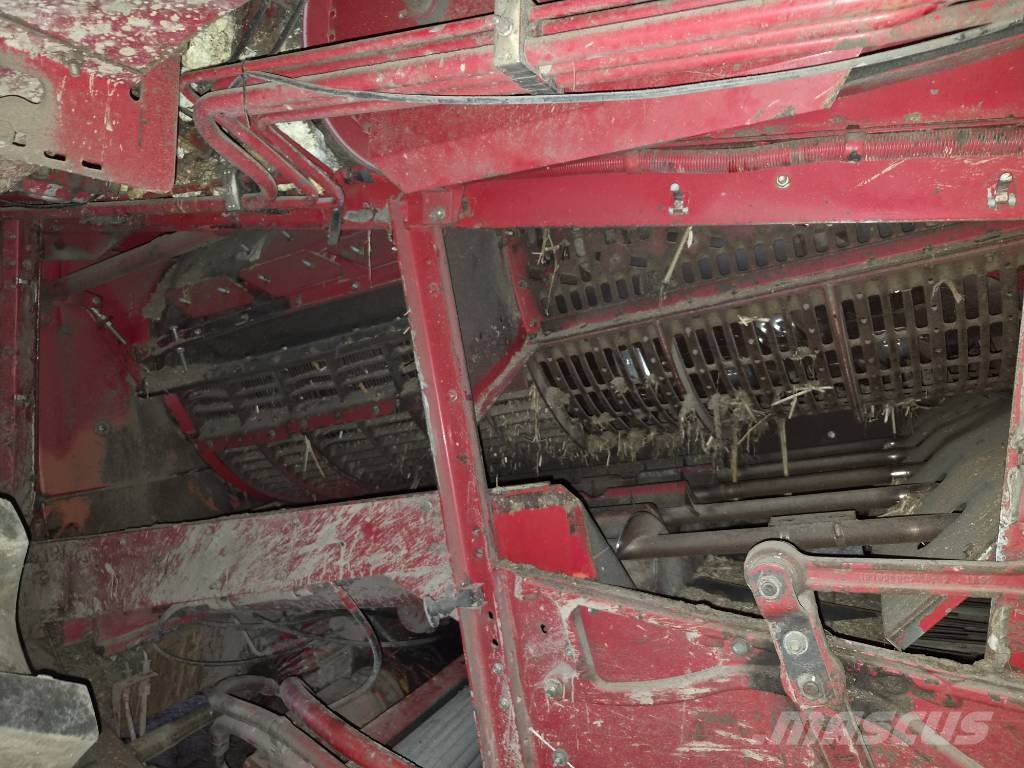 Case IH 2388 Комбайни