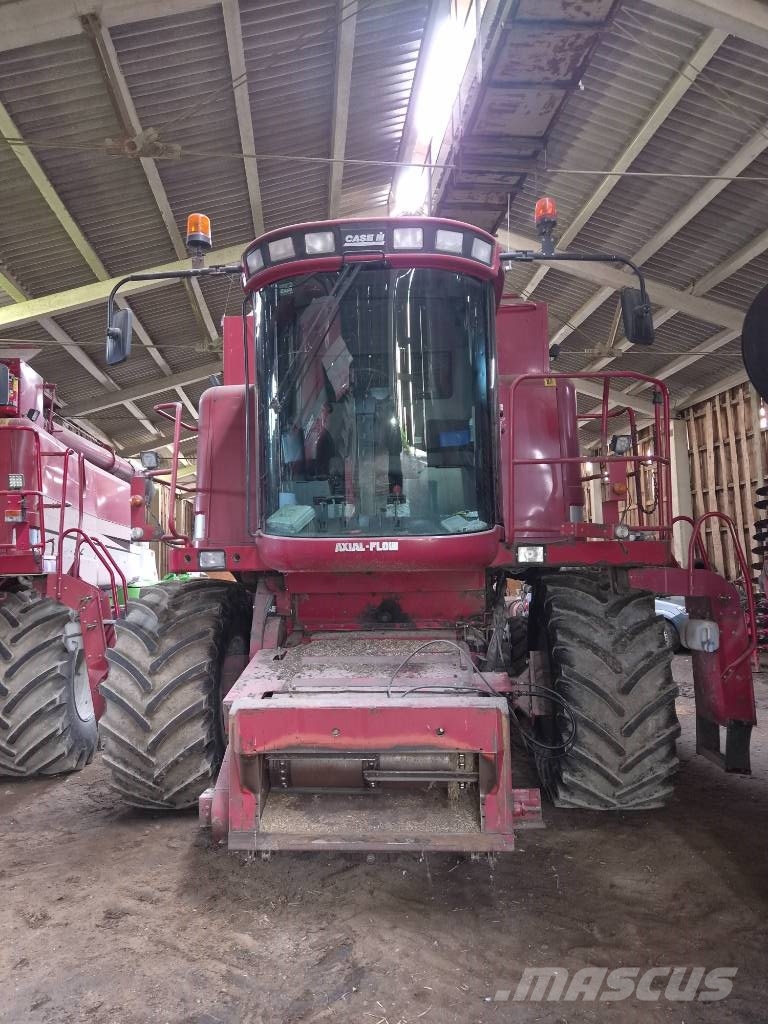 Case IH 2388 Комбайни