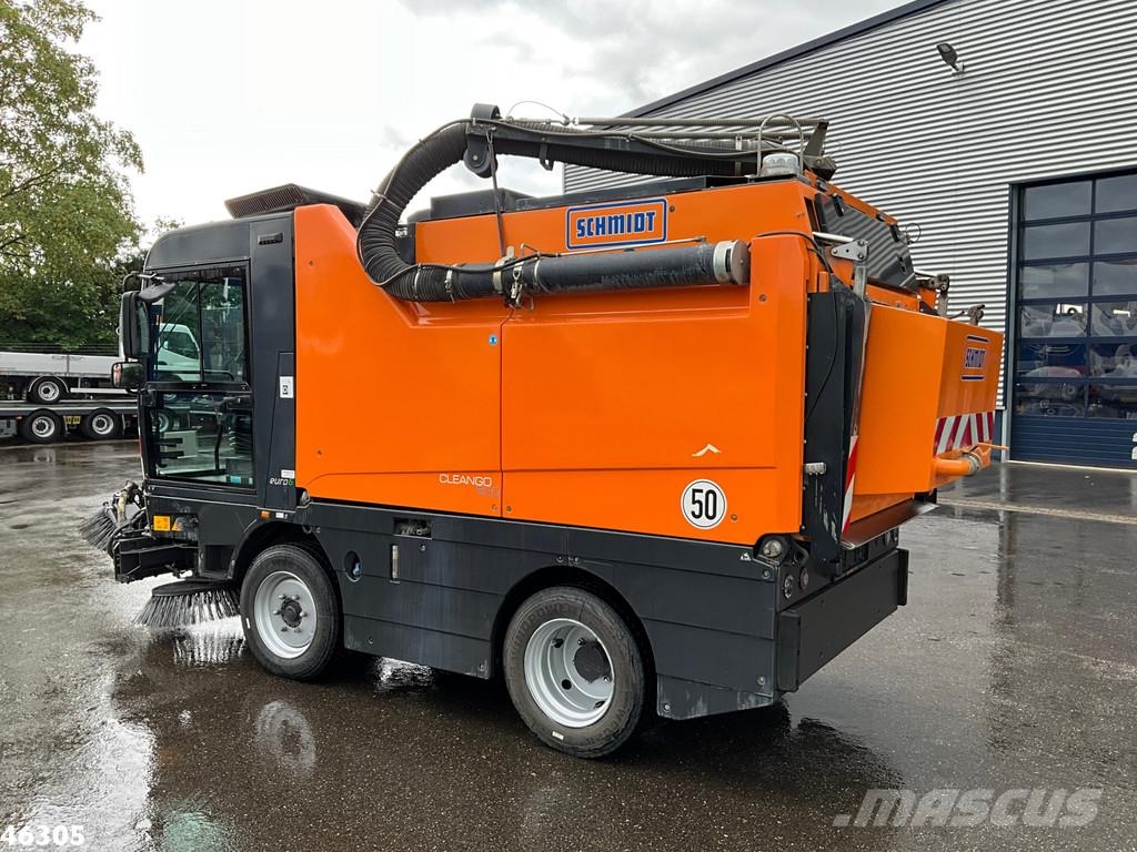 Schmidt Cleango 500 Compact Euro 6 with 3-rd brush Ielu tīrāmās mašīnas