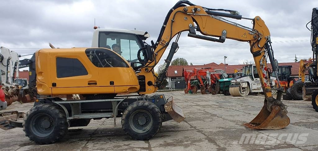 Liebherr A 910 compact Excavadoras de ruedas