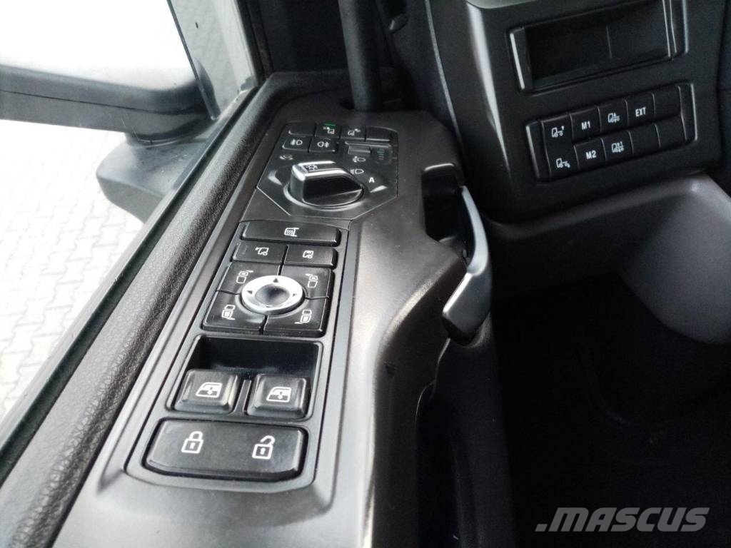 Scania R 450 TOPLINE Trekkers