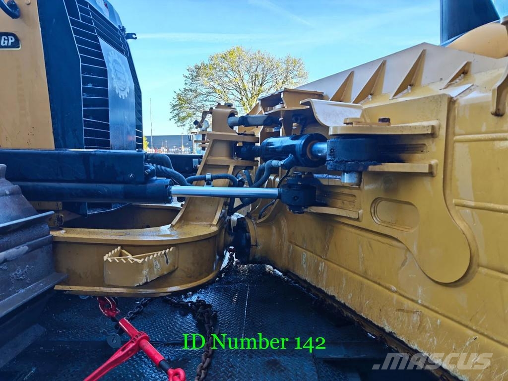 CAT D4 LGP 788 Hours Laser Preperation German Machine! Rupsdozers