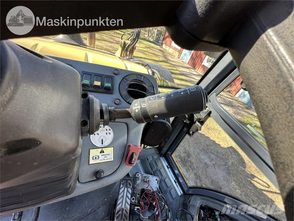 New Holland LB 115 Backhoe