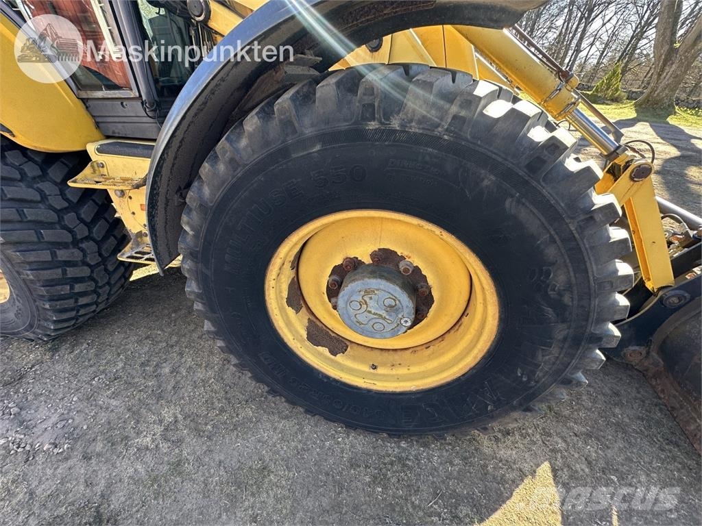 New Holland LB 115 Backhoe
