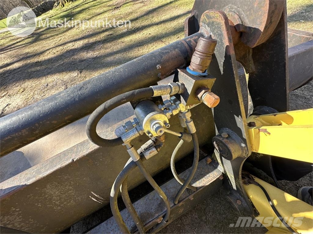 New Holland LB 115 Backhoe
