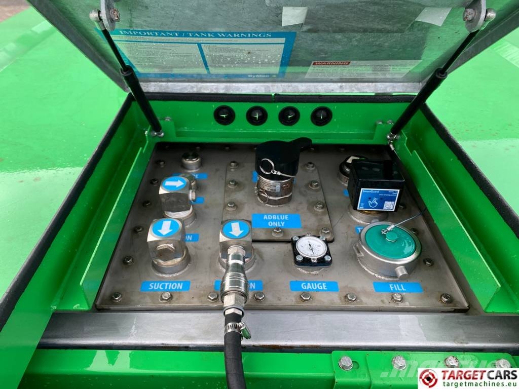 Dymac AcuCube ACV-DEF-2650L AdBlue Tank 2662L Unus Fuel and additive tanks