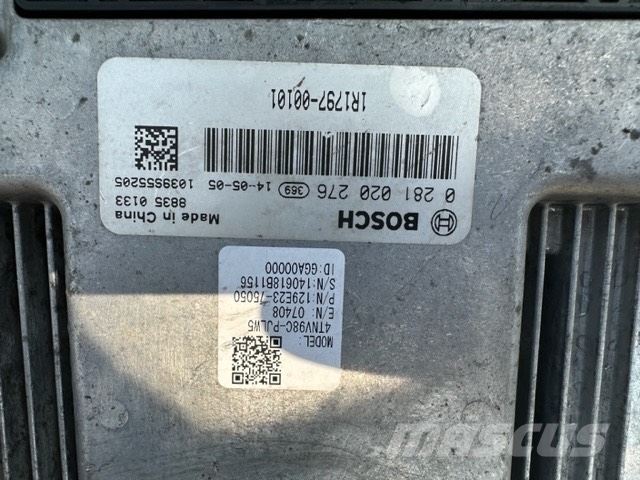 Liebherr L 508 C Yanmar 4TNV98C Motoren