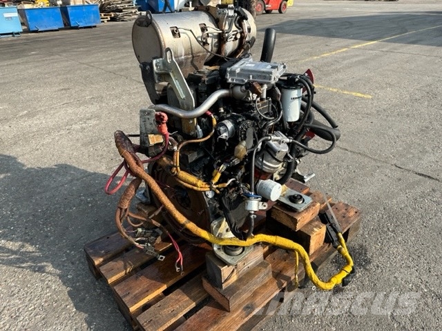 Liebherr L 508 C Yanmar 4TNV98C Motoren