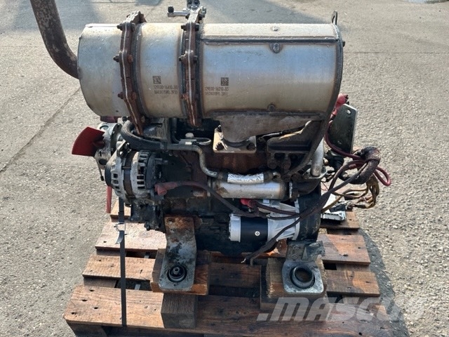 Liebherr L 508 C Yanmar 4TNV98C Motoren