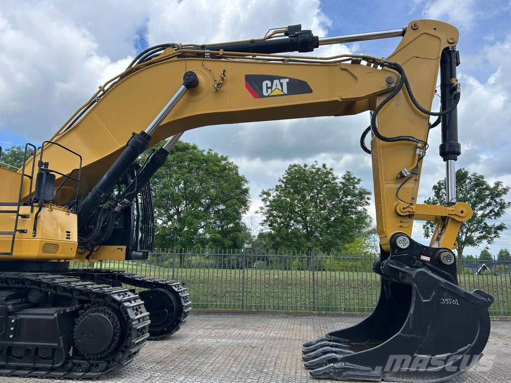 CAT 390 F L hammer lines - new undercarriage Raupenbagger