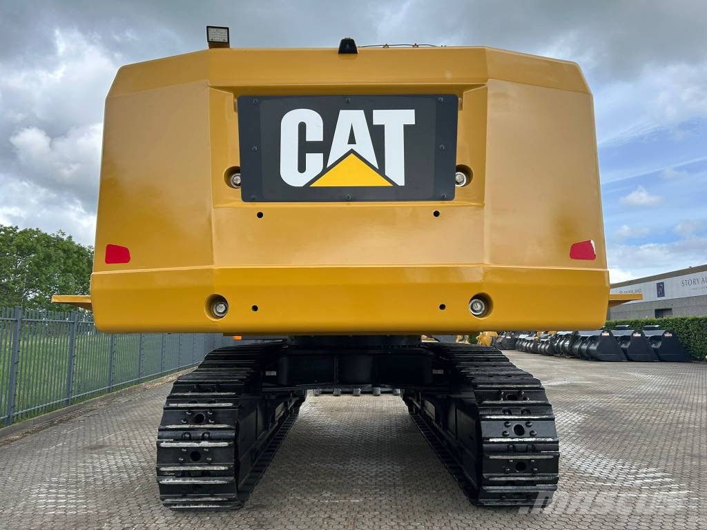 CAT 390 F L hammer lines - new undercarriage Raupenbagger