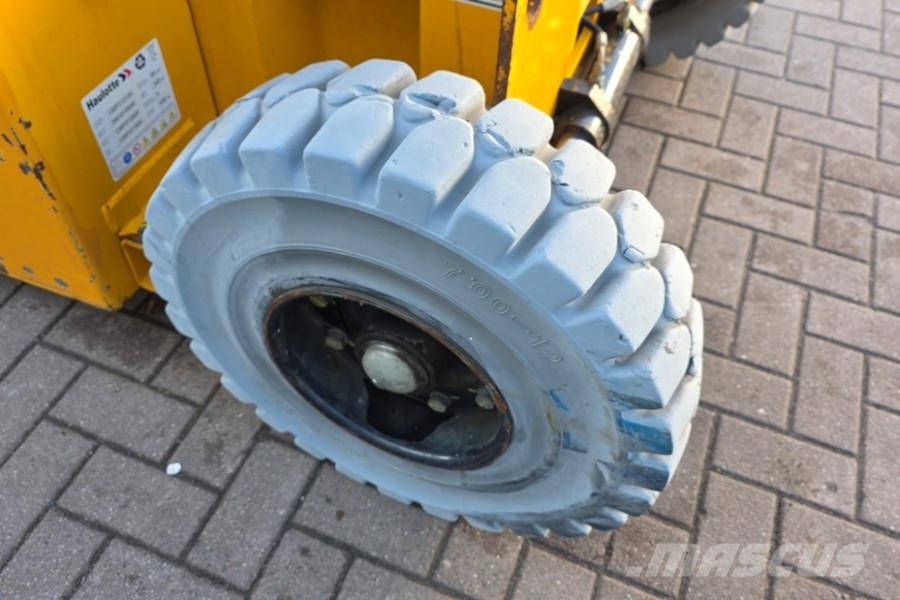Haulotte HA12IP As-Is, Electric, 12m Working Height, 6.7m R 曲臂高空工作平台
