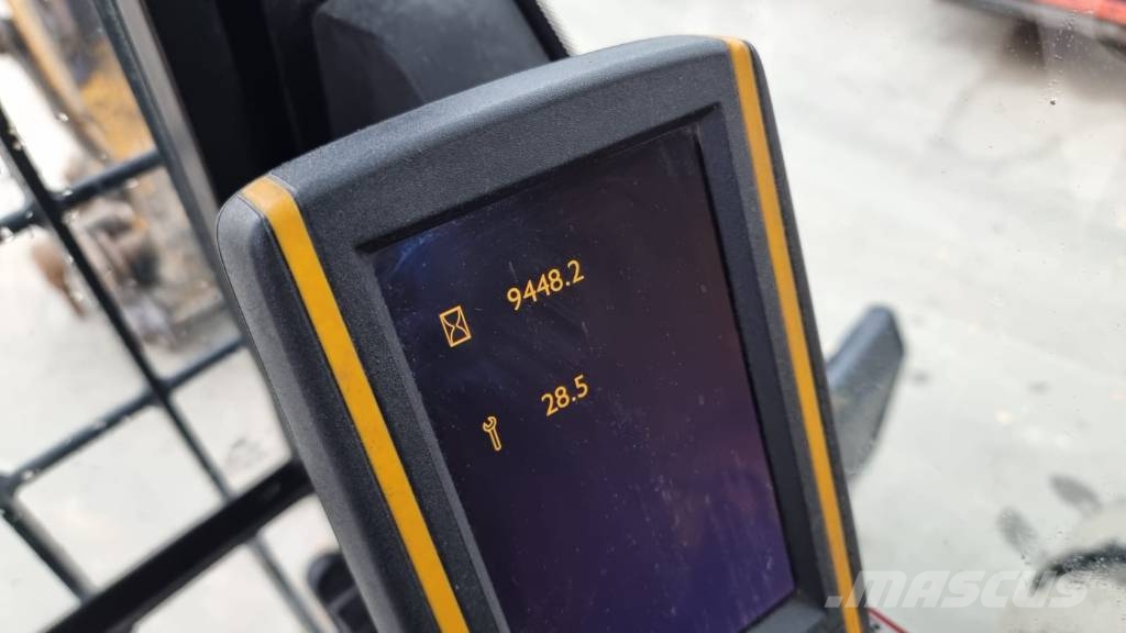 JCB JS 160 W Ratiniai ekskavatoriai