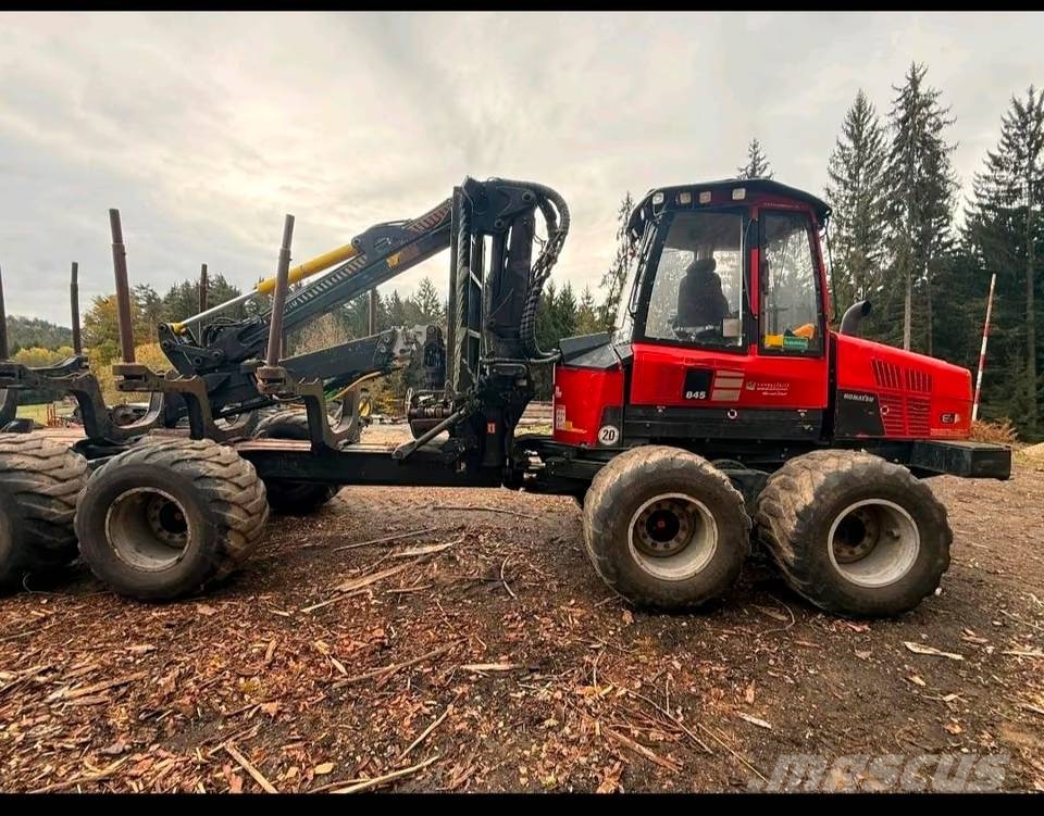 Komatsu 845 Forwarderid