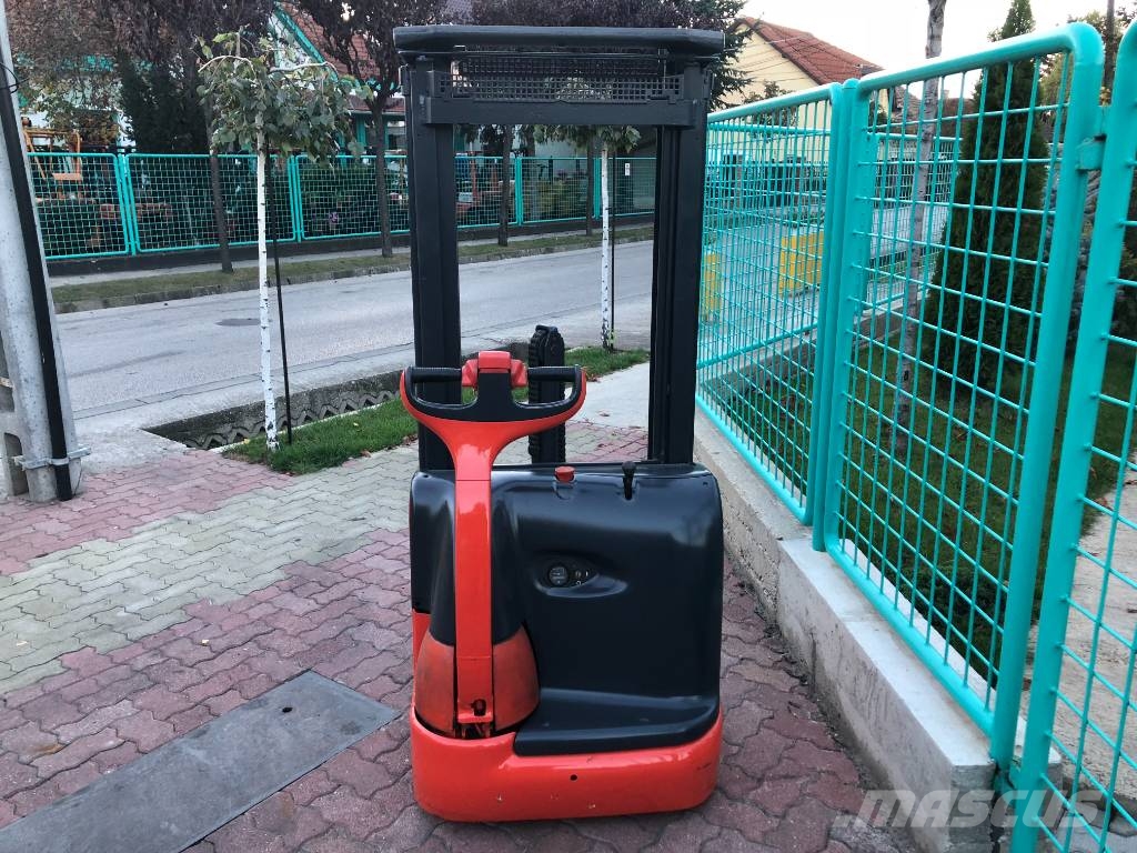Linde L 12 V-3108 OB Ročni električni viličar