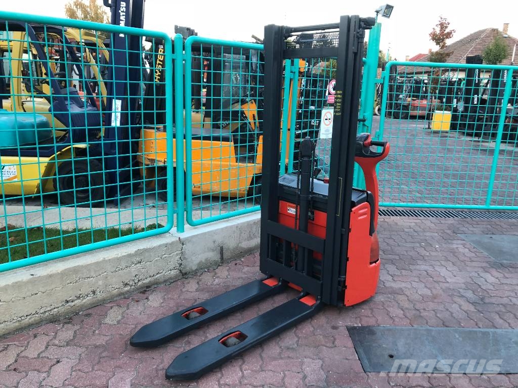 Linde L 12 V-3108 OB Ročni električni viličar