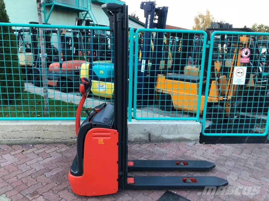 Linde L 12 V-3108 OB Ročni električni viličar