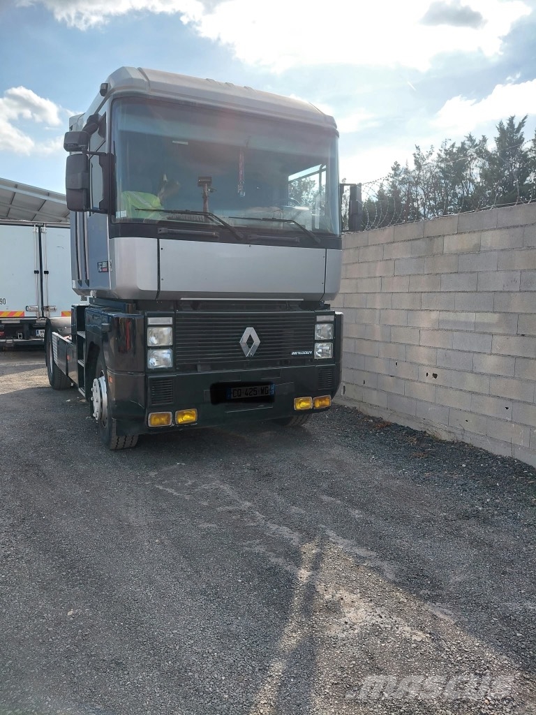 Renault Magnum 385 Vetopöytäautot