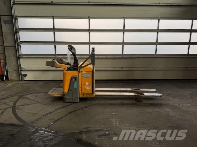 Jungheinrich ERE 120 --> Gabellänge 1800 mm!! Ručne vedené vysokozdvižné vozíky