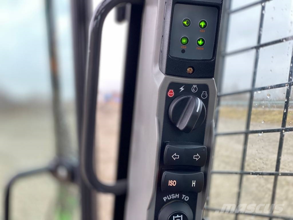 CASE SV 250B (5 units) Kompaktlader