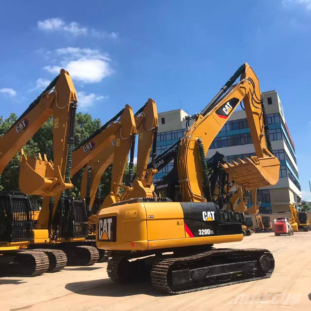 CAT 320D2 Bagri goseničarji