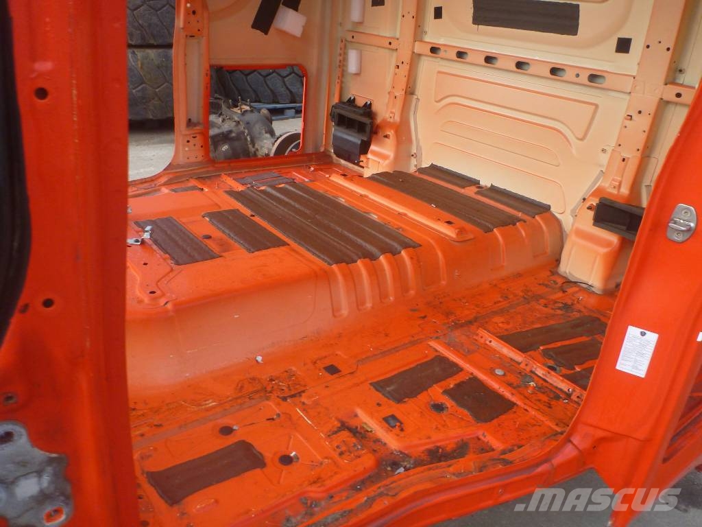 Scania R 650 Cabins and interior