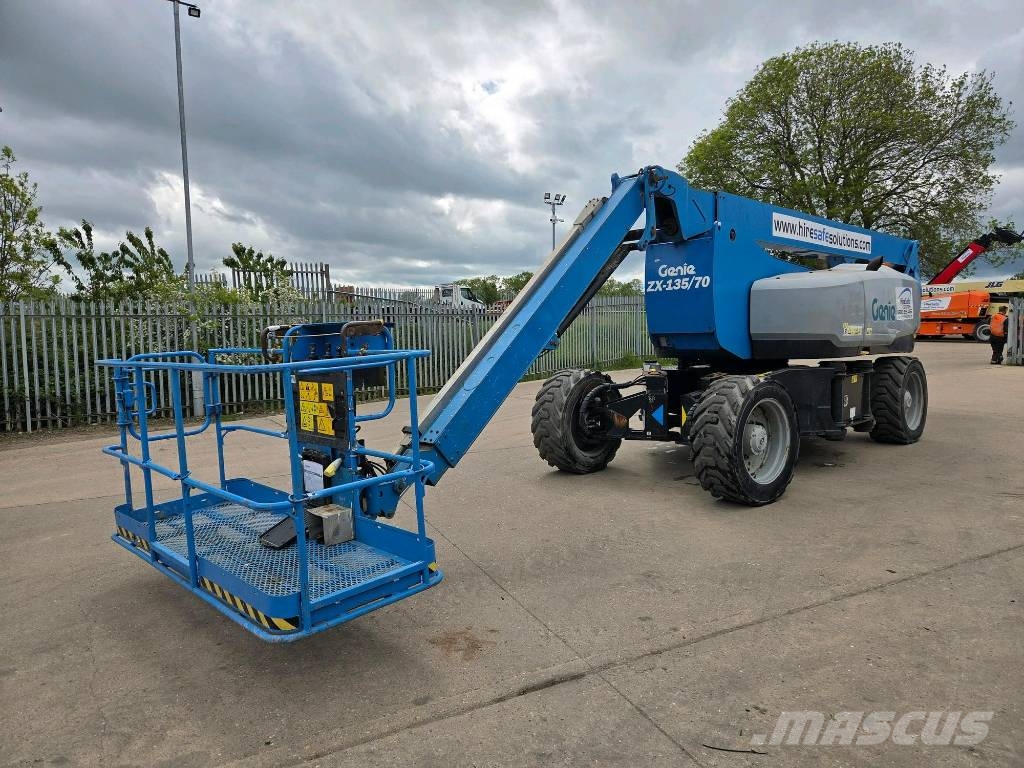 Genie ZX 135/70 Articulated boom lifts