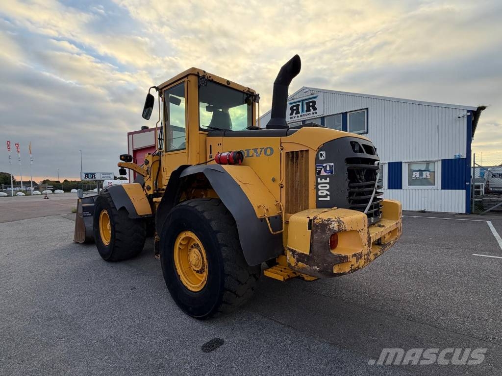 Volvo L 90 E Pyöräkuormaajat