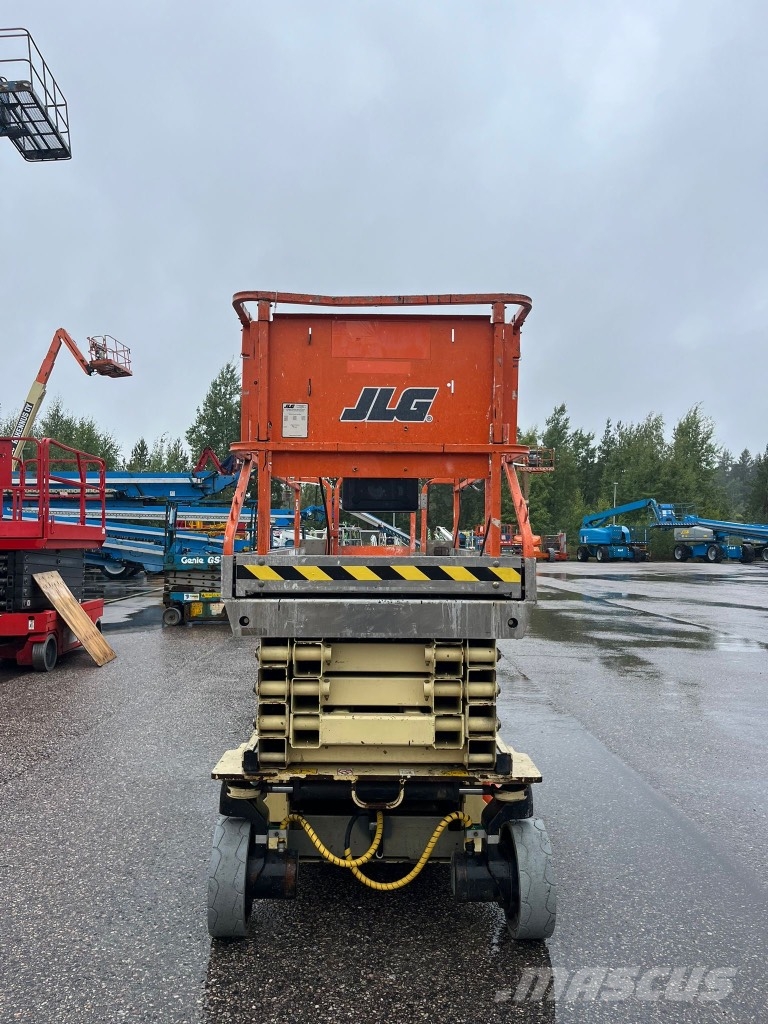 JLG 3246 ES 剪叉式升降机