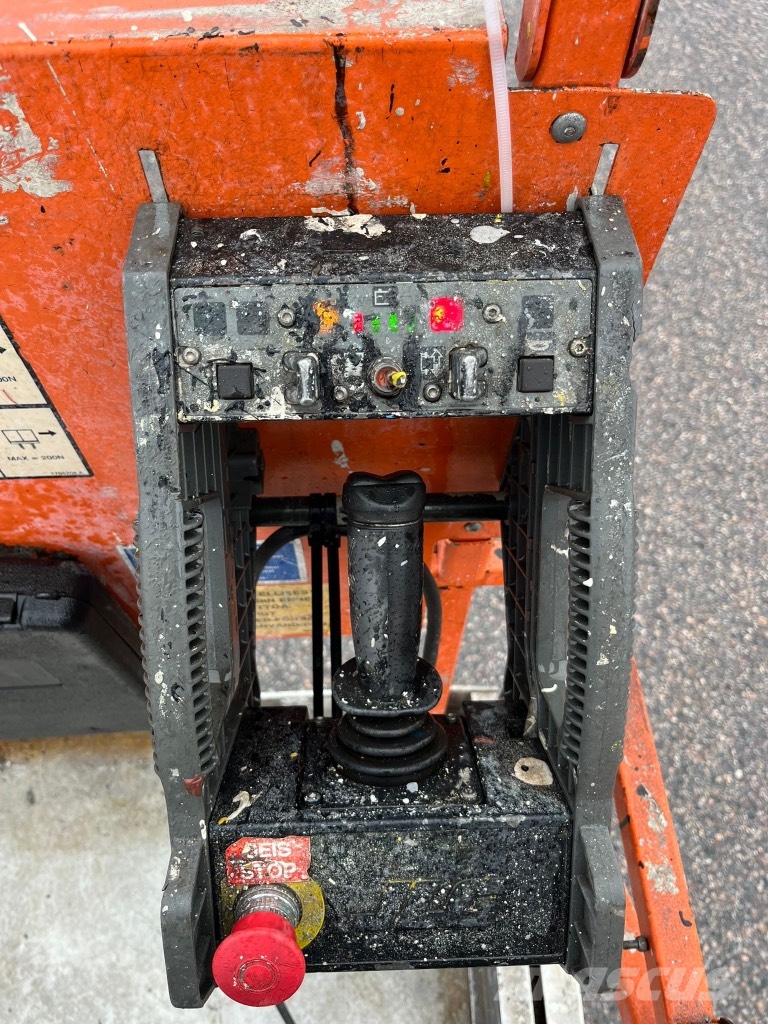 JLG 3246 ES 剪叉式升降机