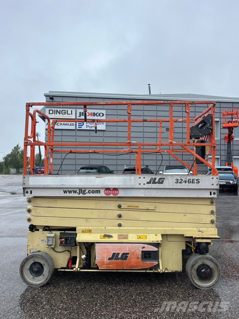 JLG 3246 ES 剪叉式升降机