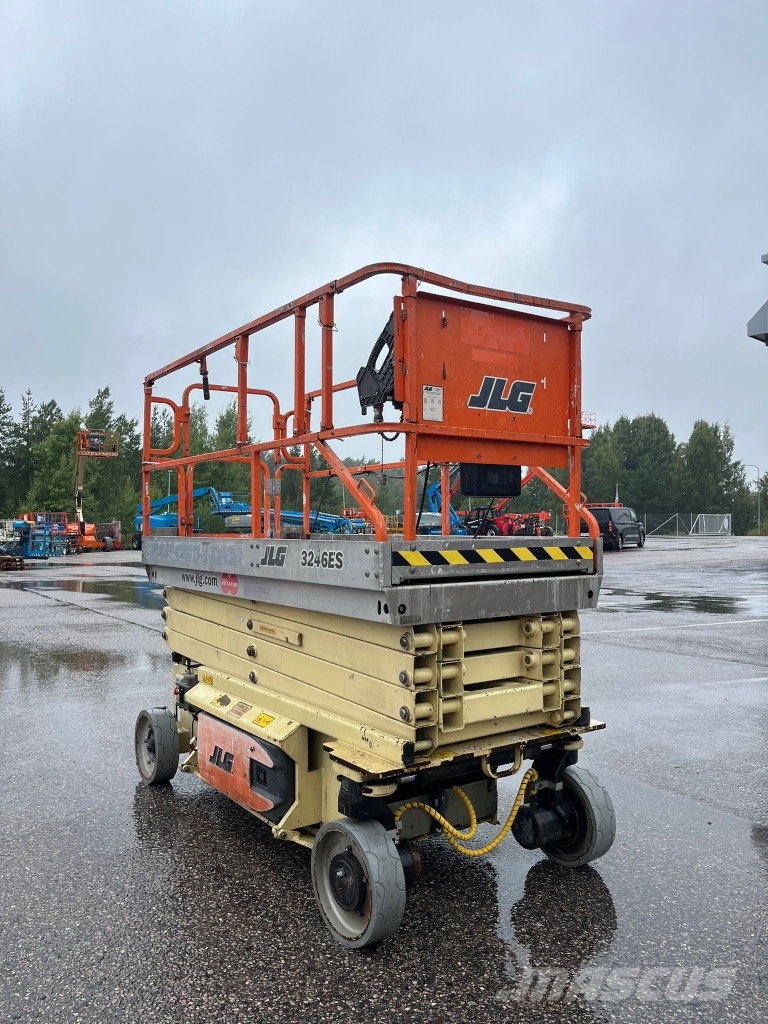JLG 3246 ES 剪叉式升降机