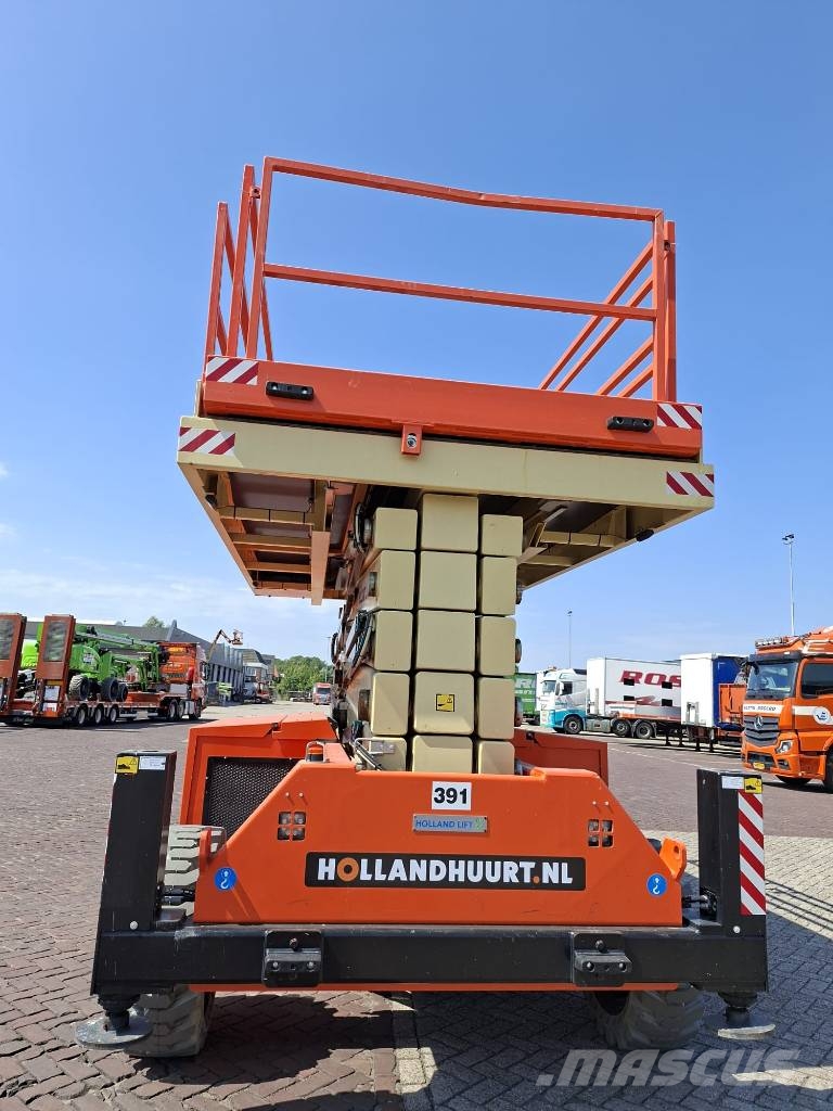 Holland Lift HL-240 D25 Підйомники-ножиці