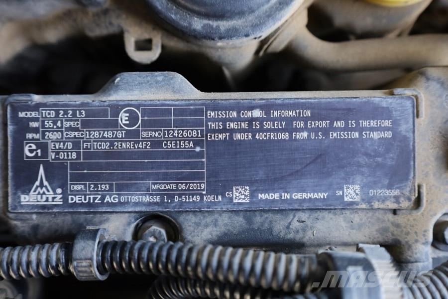 Genie S85XC Valid inspection, Diesel, 4x4 Drive, 28m Wor 견인식 전동이동 리프트