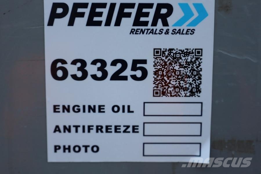 Genie S85XC Valid inspection, Diesel, 4x4 Drive, 28m Wor 견인식 전동이동 리프트